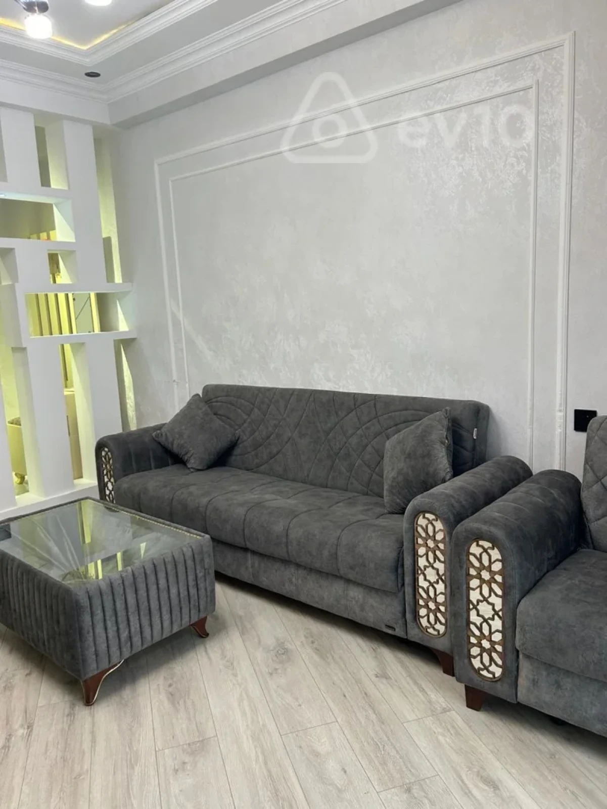 Kirayə verilir 2 otaqlı yeni tikili 65 m²