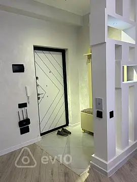 Kirayə verilir 2 otaqlı yeni tikili 65 m²