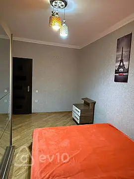 Kirayə verilir 2 otaqlı yeni tikili 90 m²