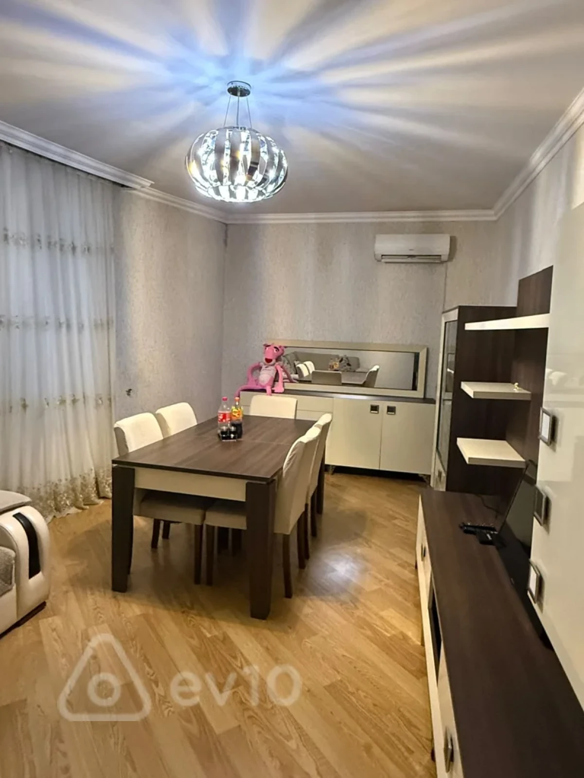 Kirayə verilir 2 otaqlı yeni tikili 90 m²
