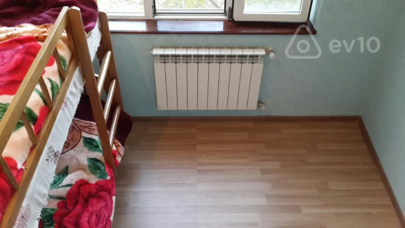 Satılır 3 otaqlı yeni tikili 102 m²