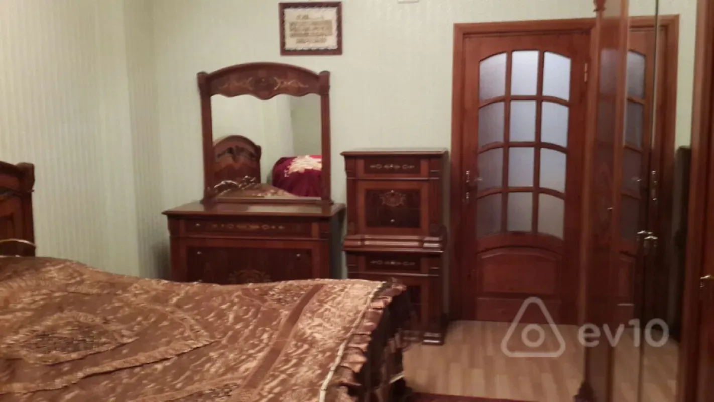 Satılır 3 otaqlı yeni tikili 102 m²