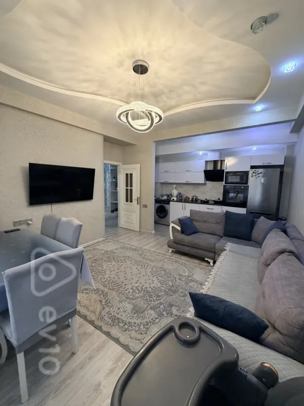 Satılır 3 otaqlı yeni tikili 74 m²