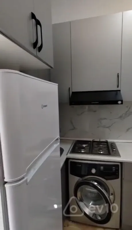 Kirayə verilir 2 otaqlı həyət evi 35 m²