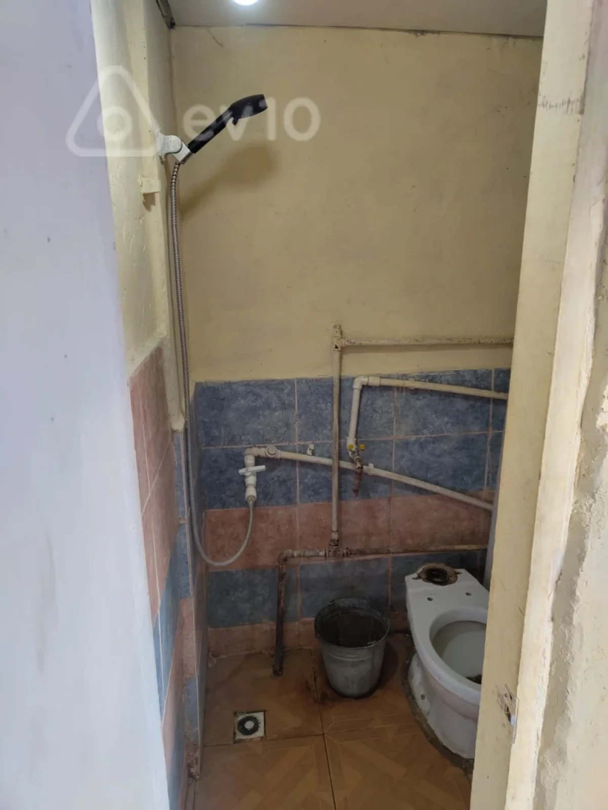 Kirayə verilir 1 otaqlı həyət evi 30 m²