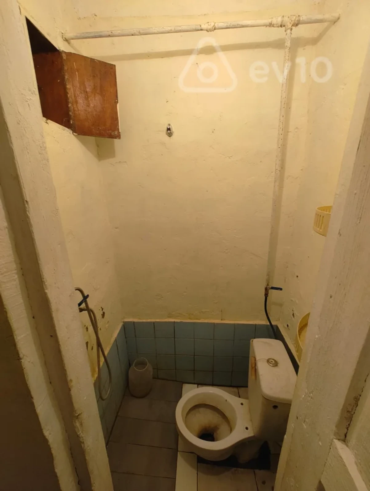 Kirayə verilir 1 otaqlı həyət evi 20 m²