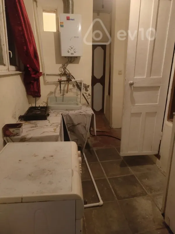 Kirayə verilir 1 otaqlı həyət evi 20 m²