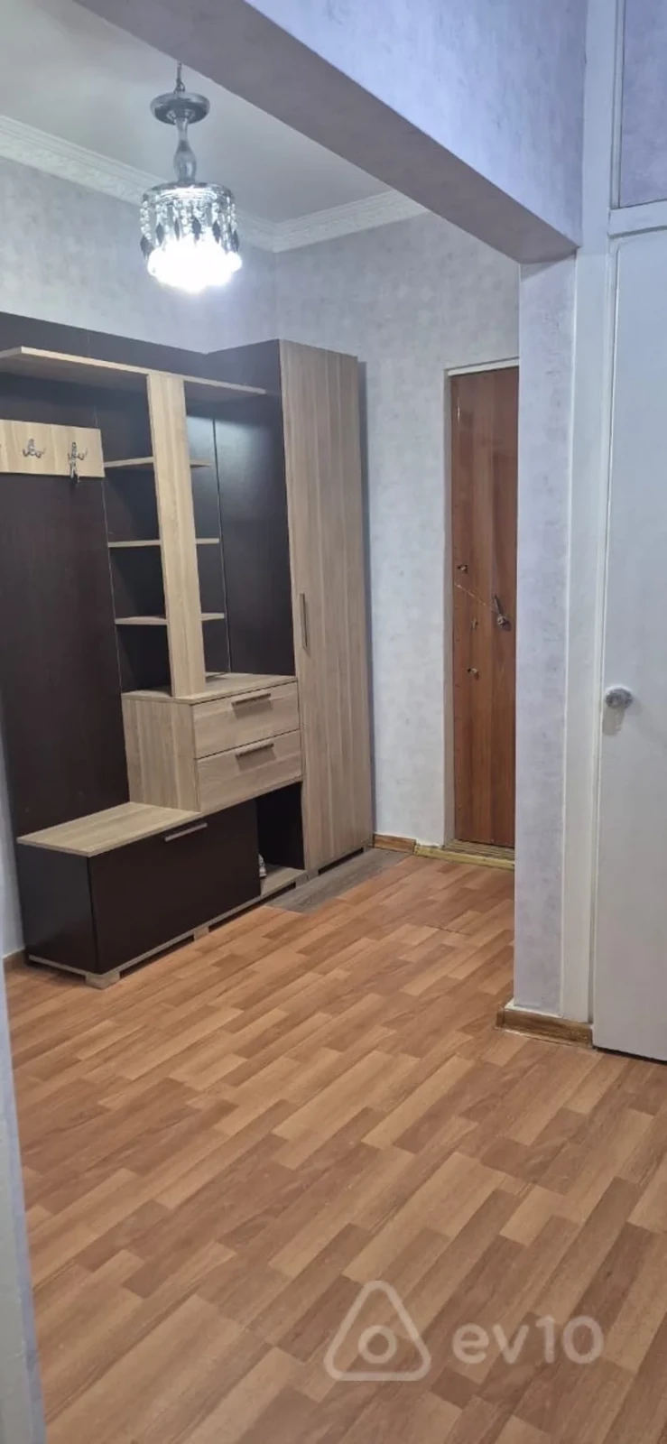 Kirayə verilir 3 otaqlı köhnə tikili 78 m²