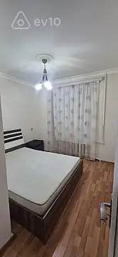 Kirayə verilir 3 otaqlı köhnə tikili 78 m²