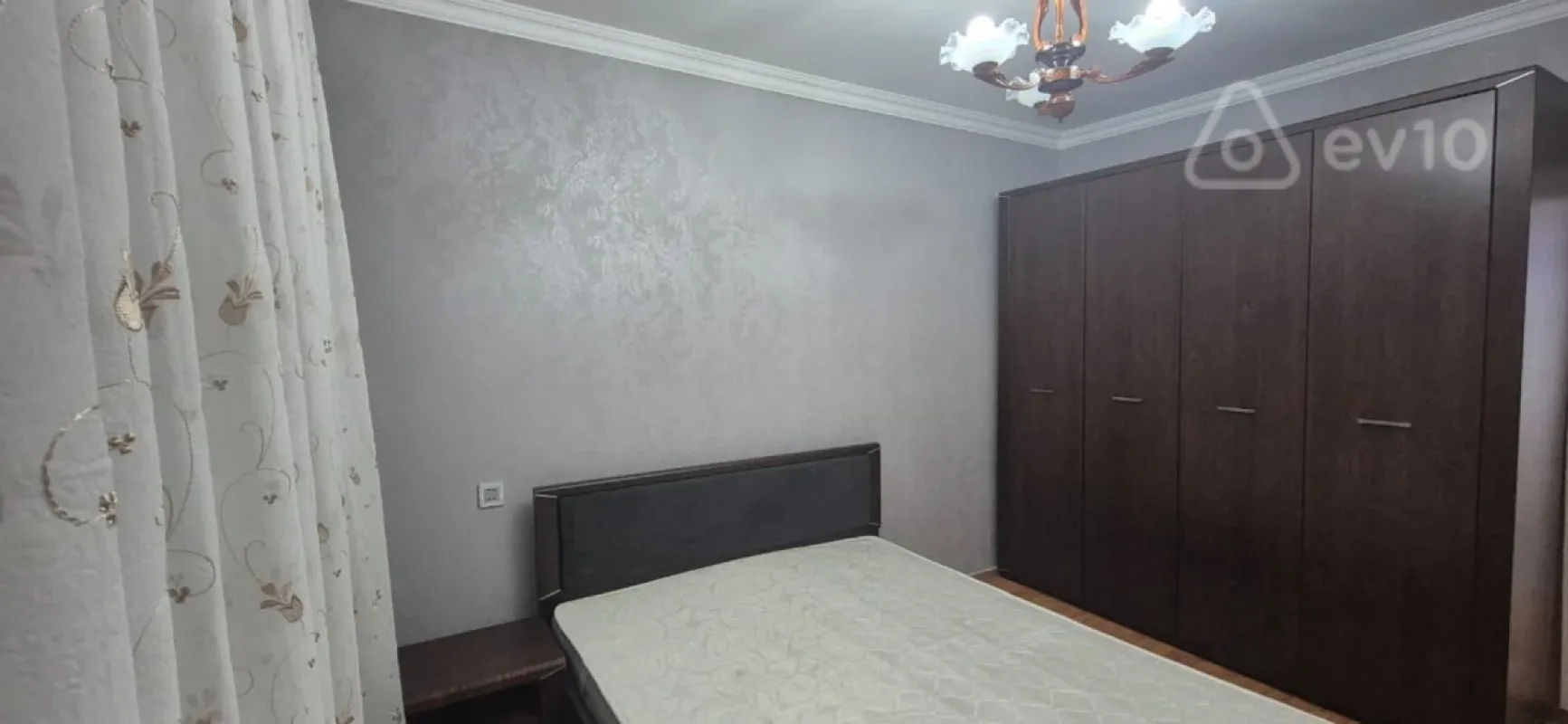 Kirayə verilir 3 otaqlı köhnə tikili 78 m²