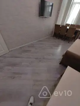 Kirayə verilir 2 otaqlı yeni tikili 50 m²