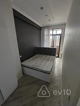 Kirayə verilir 2 otaqlı yeni tikili 50 m²