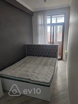 Kirayə verilir 2 otaqlı yeni tikili 50 m²