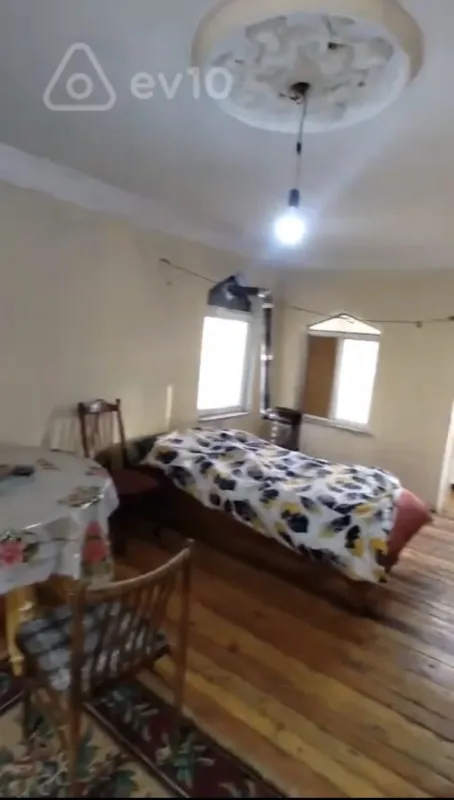 Kirayə verilir 1 otaqlı həyət evi 30 m²