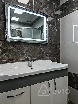 Kirayə verilir 4 otaqlı yeni tikili 95 m²