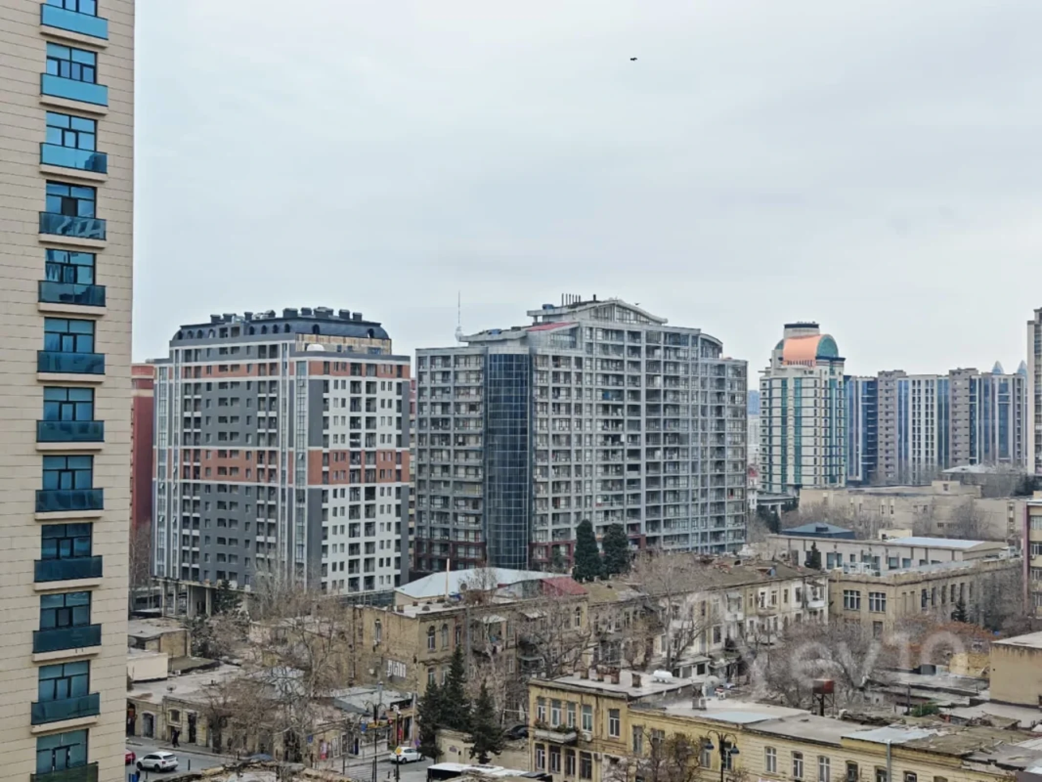 Kirayə verilir 4 otaqlı yeni tikili 95 m²