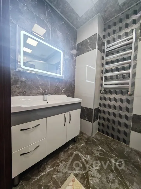 Kirayə verilir 4 otaqlı yeni tikili 95 m²