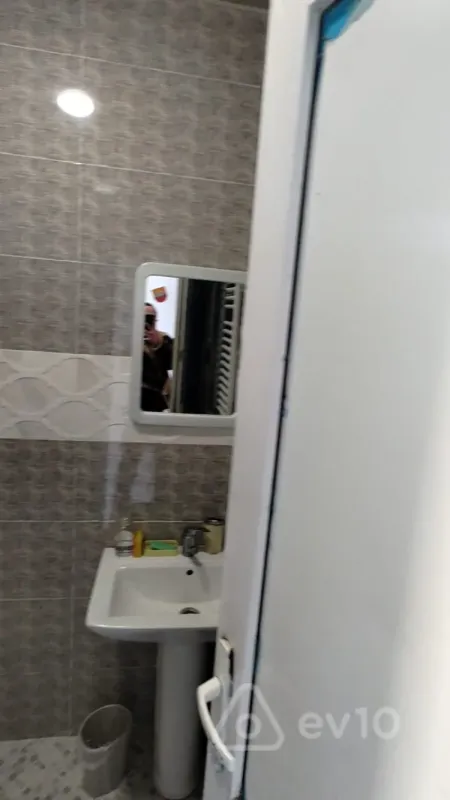 Kirayə verilir 2 otaqlı həyət evi 35 m²