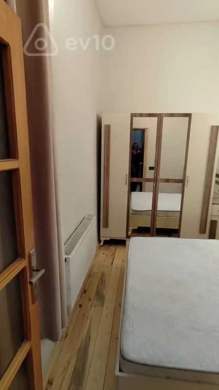 Kirayə verilir 2 otaqlı həyət evi 35 m²