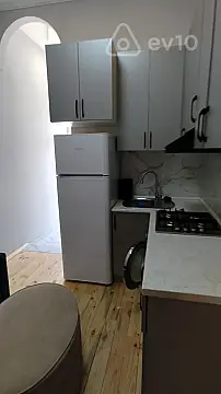 Kirayə verilir 2 otaqlı həyət evi 35 m²