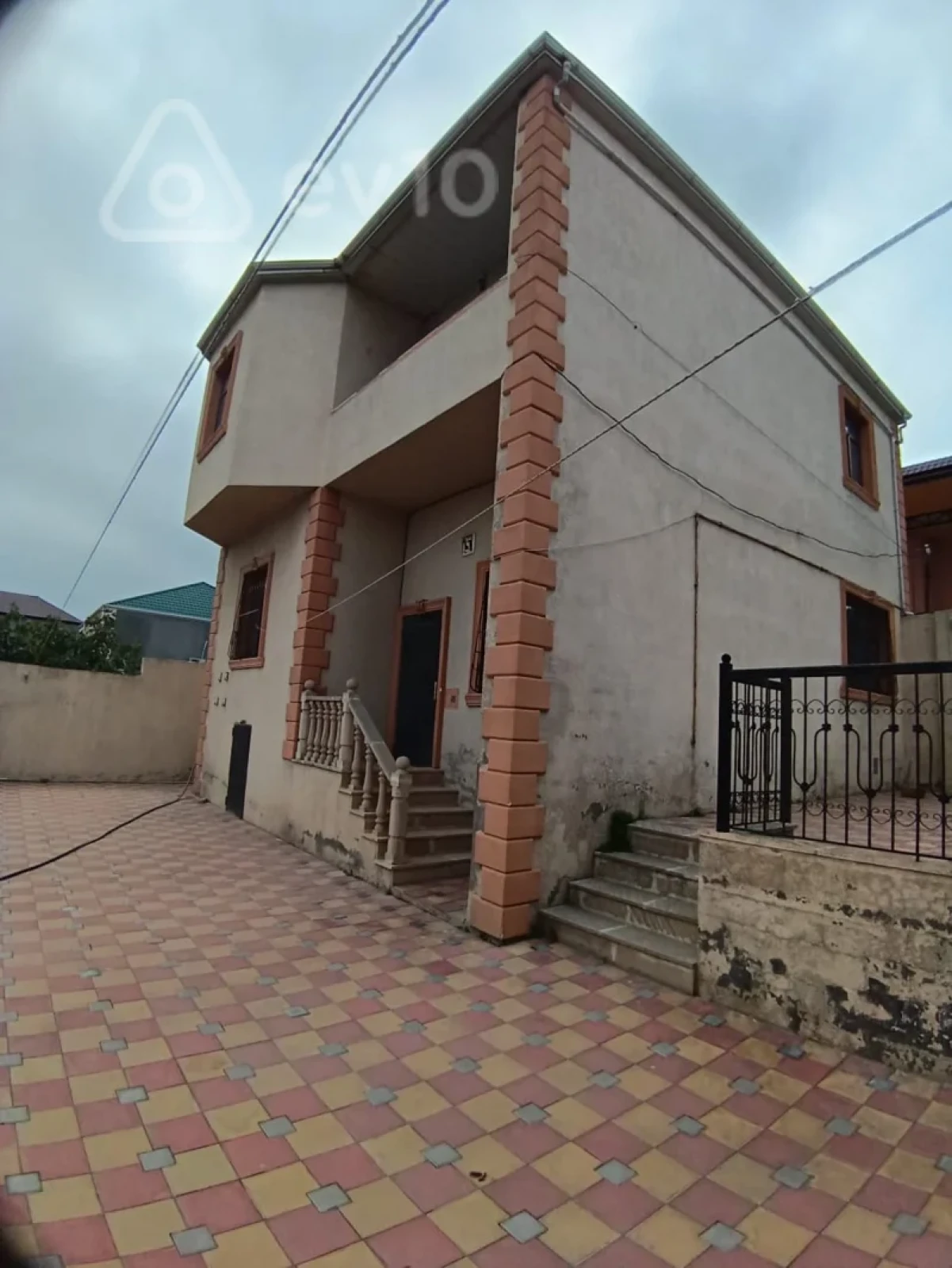 Kirayə verilir 4 otaqlı həyət evi 160 m²