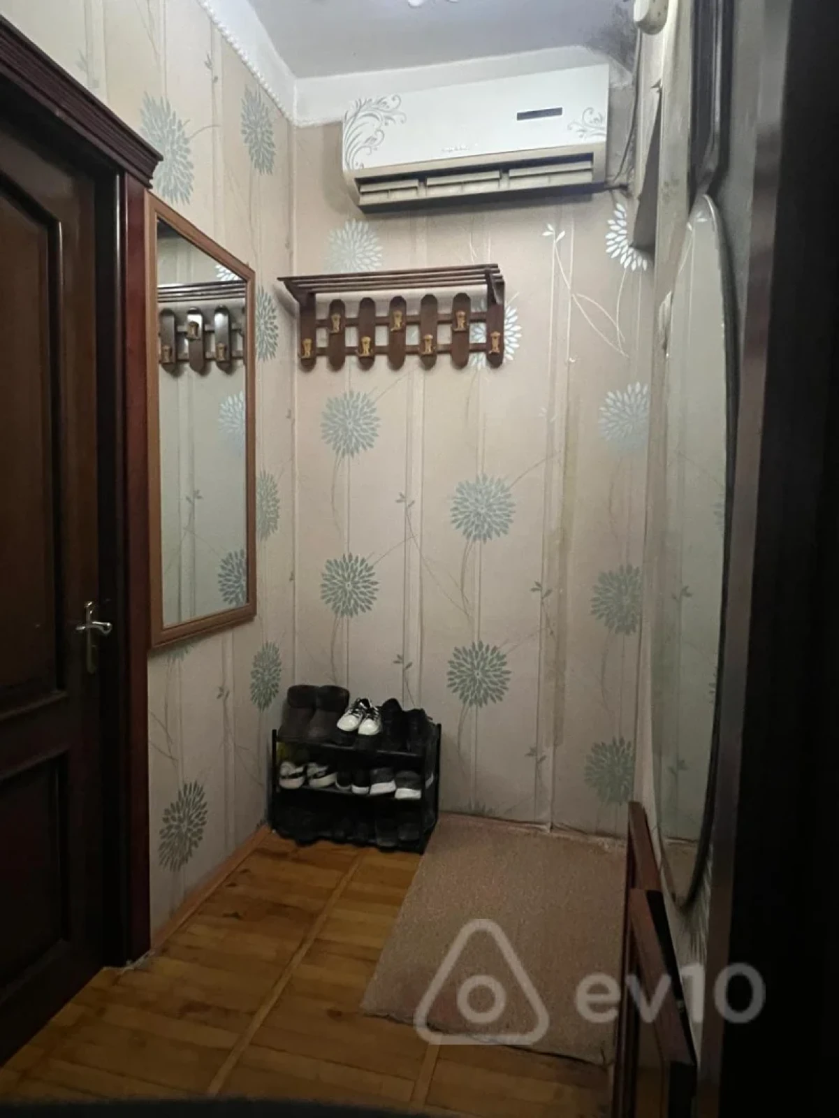 Kirayə verilir 2 otaqlı köhnə tikili 50 m²