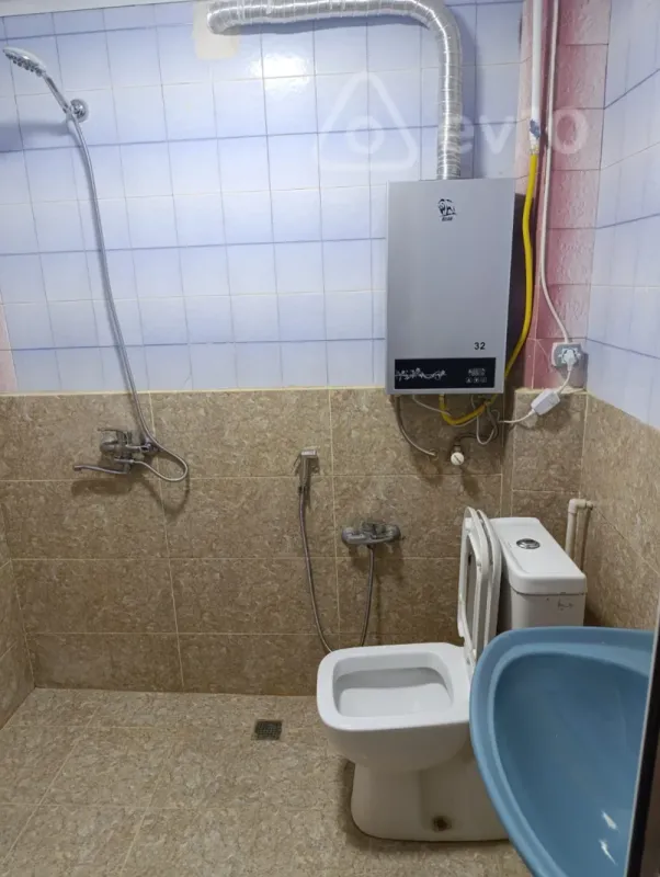 Satılır 3 otaqlı köhnə tikili 43 m²