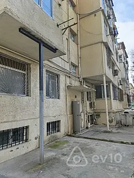 Satılır 3 otaqlı köhnə tikili 43 m²