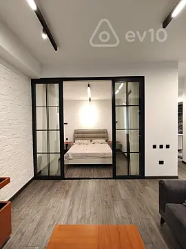 Kirayə verilir 2 otaqlı yeni tikili 70 m²
