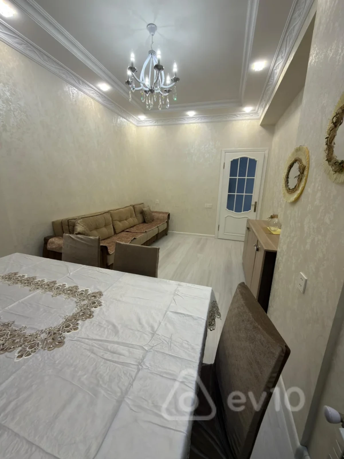 Kirayə verilir 2 otaqlı yeni tikili 60 m²