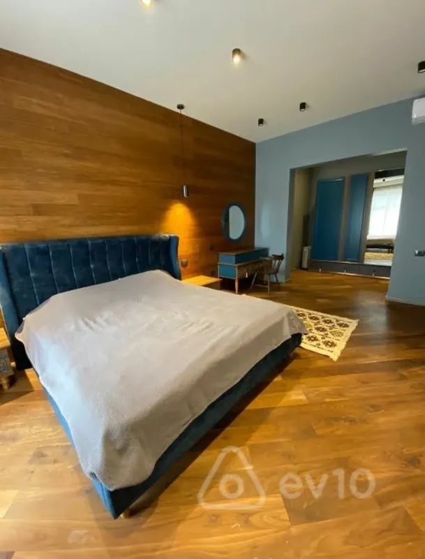 Kirayə verilir 2 otaqlı yeni tikili 85 m²