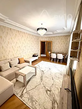 Kirayə verilir 2 otaqlı yeni tikili 65 m²