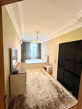 Kirayə verilir 2 otaqlı yeni tikili 65 m²