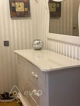 Kirayə verilir 4 otaqlı köhnə tikili 100 m²