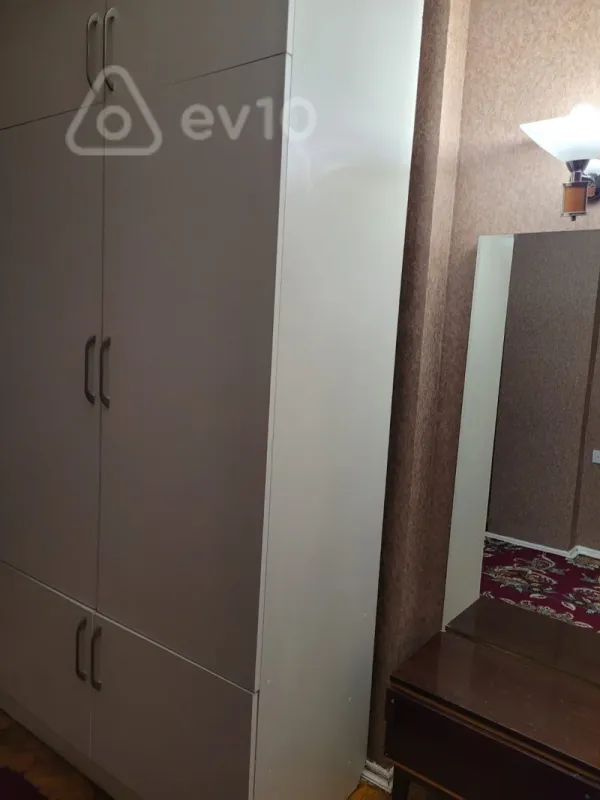Kirayə verilir 2 otaqlı yeni tikili 60 m²