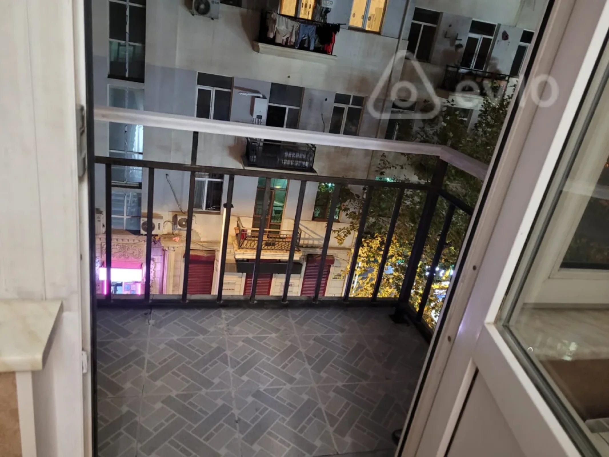 Kirayə verilir 2 otaqlı yeni tikili 60 m²