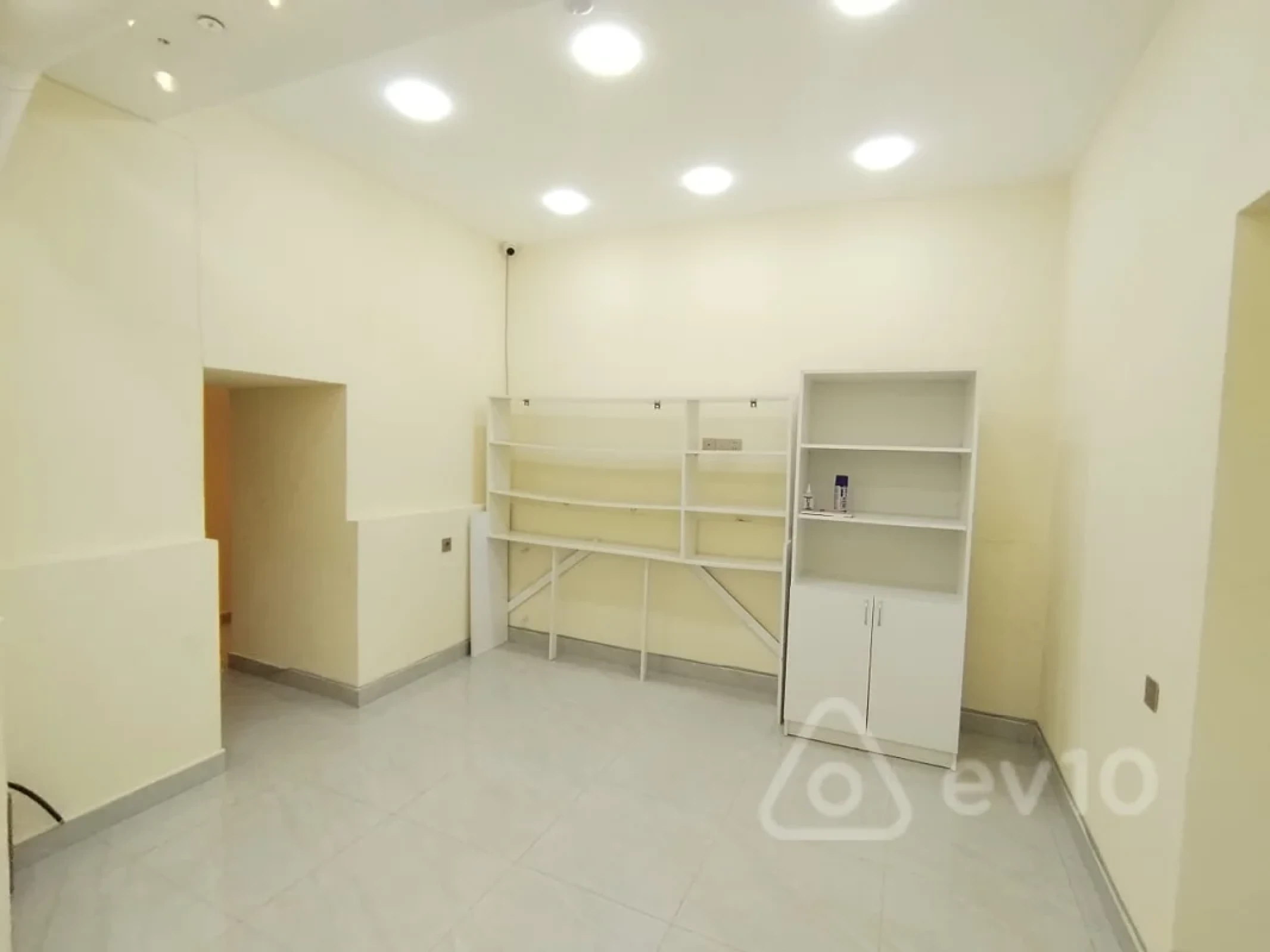 Satılır mənzil 135 m²