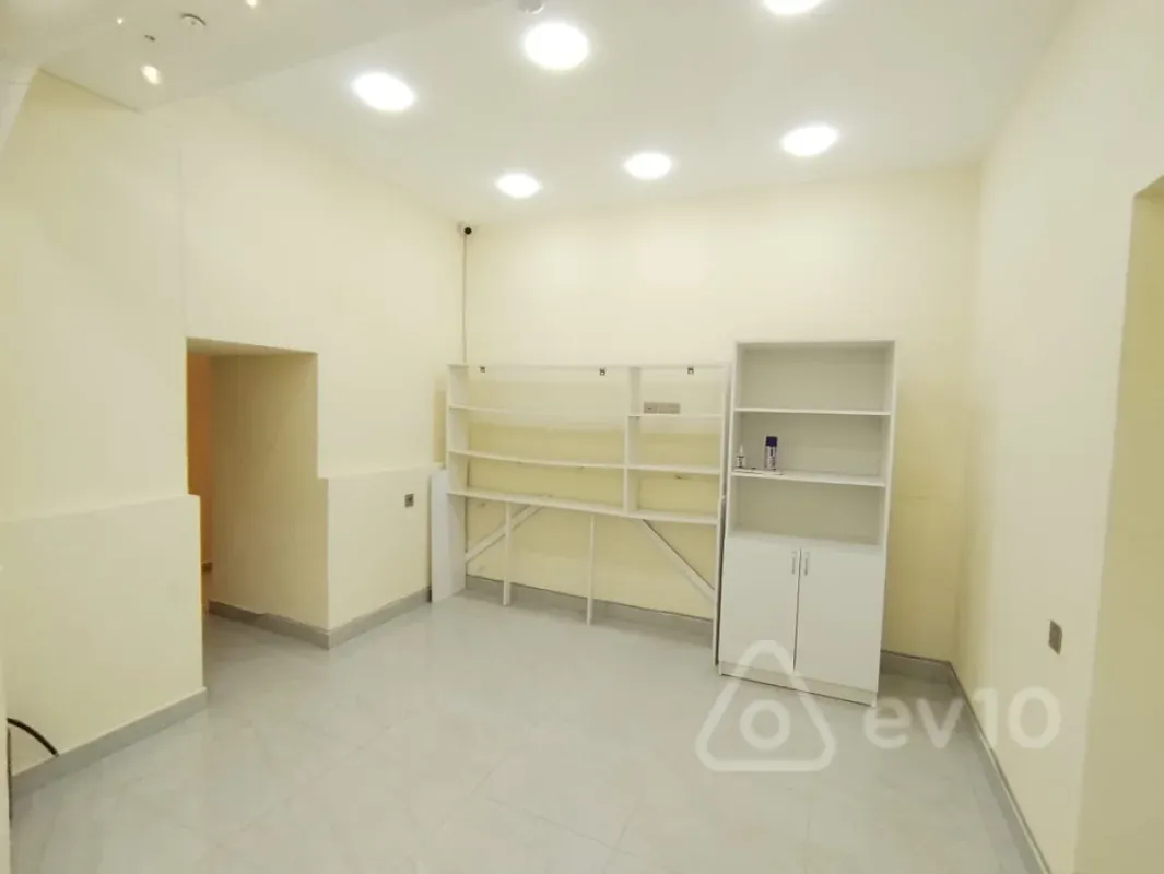 Satılır mənzil 135 m²