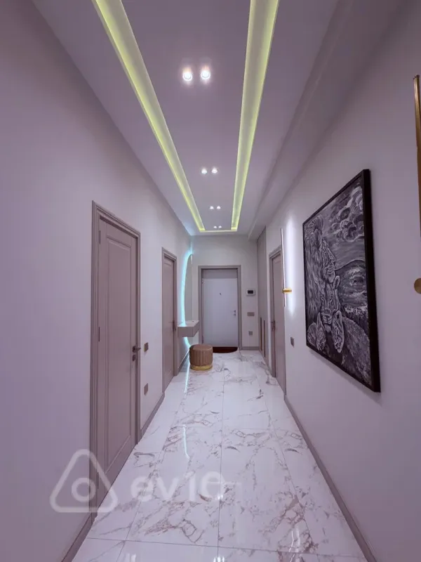 Kirayə verilir 3 otaqlı yeni tikili 140 m²