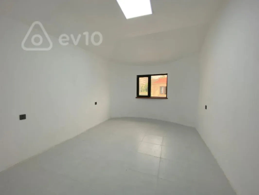 Kirayə verilir mənzil 1000 m²