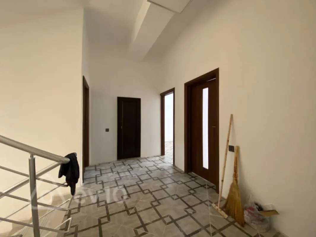 Kirayə verilir mənzil 1000 m²