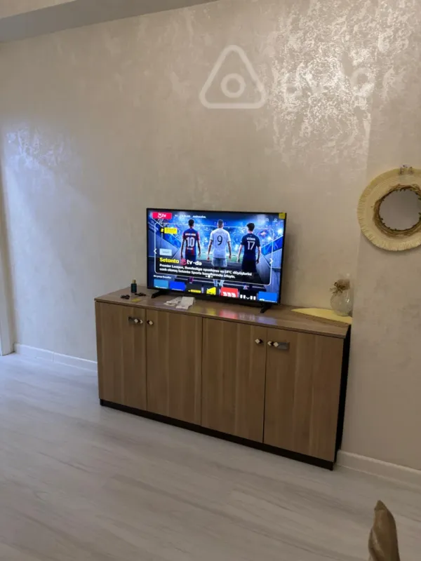 Kirayə verilir 2 otaqlı yeni tikili 50 m²