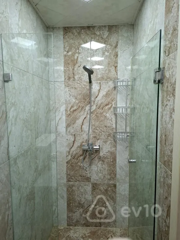 Kirayə verilir 2 otaqlı yeni tikili 70 m²