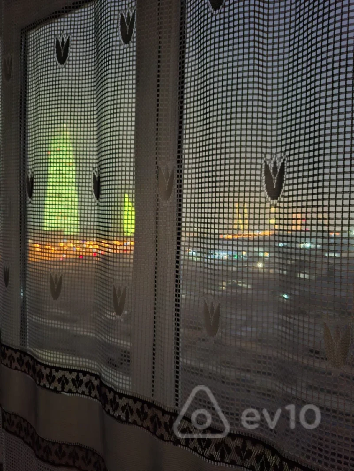 Kirayə verilir 2 otaqlı yeni tikili 70 m²