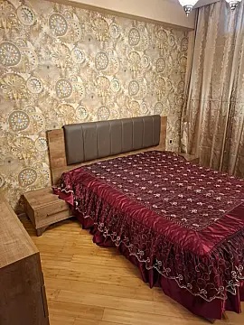 Kirayə verilir 2 otaqlı yeni tikili 70 m²