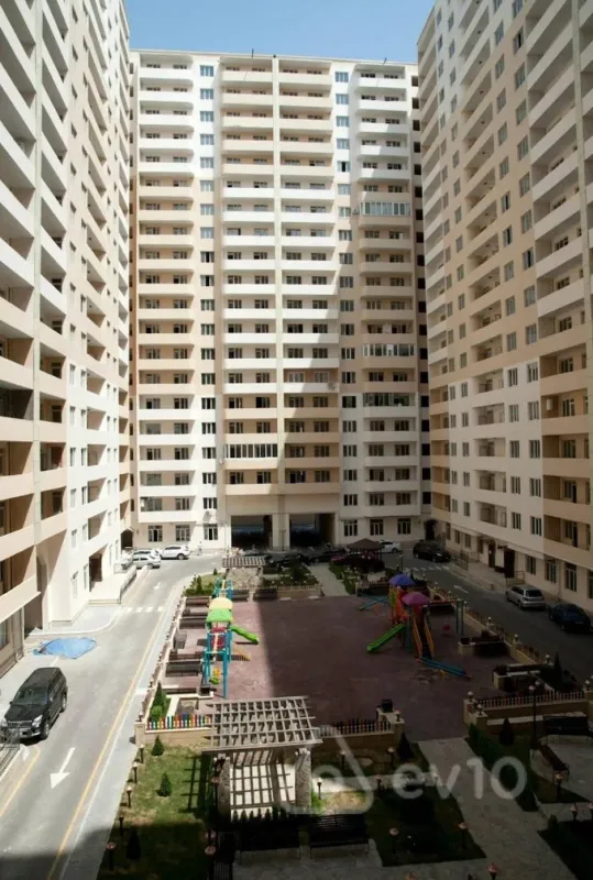 Kirayə verilir 2 otaqlı yeni tikili 70 m²