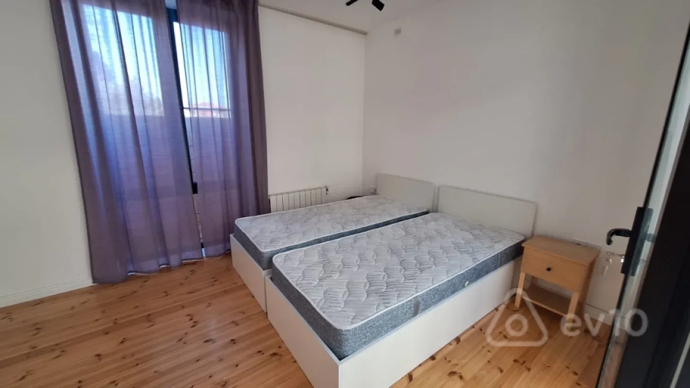 Kirayə verilir 6 otaqlı həyət evi 200 m²