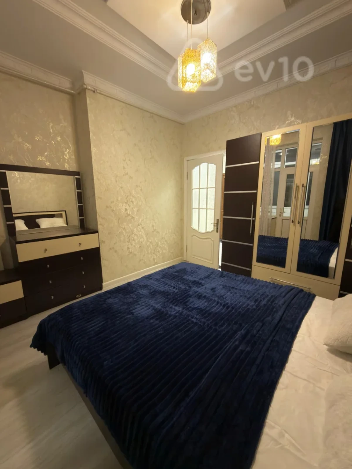 Kirayə verilir 2 otaqlı yeni tikili 50 m²