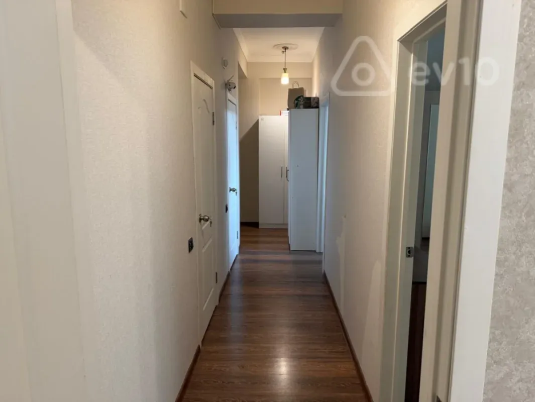 Kirayə verilir 2 otaqlı yeni tikili 60 m²