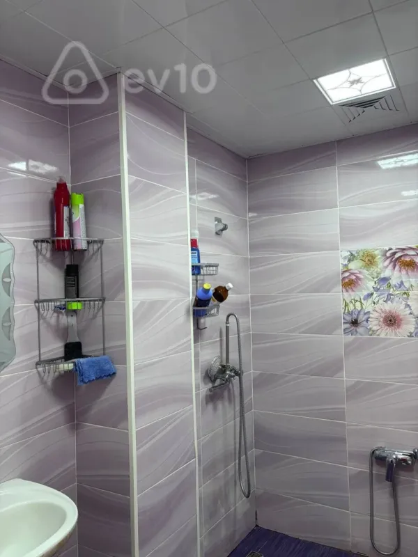 Satılır 2 otaqlı yeni tikili 65 m²